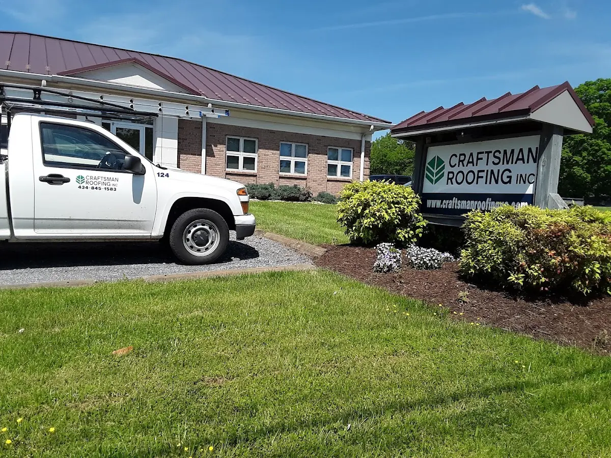 Quality Roof Replacement by experienced craftsmen in Table Mesa South